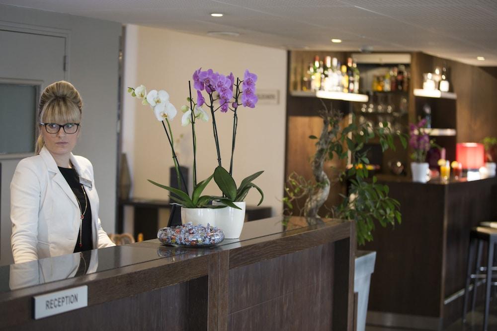 Hotel Mercure Rennes Cesson エクステリア 写真