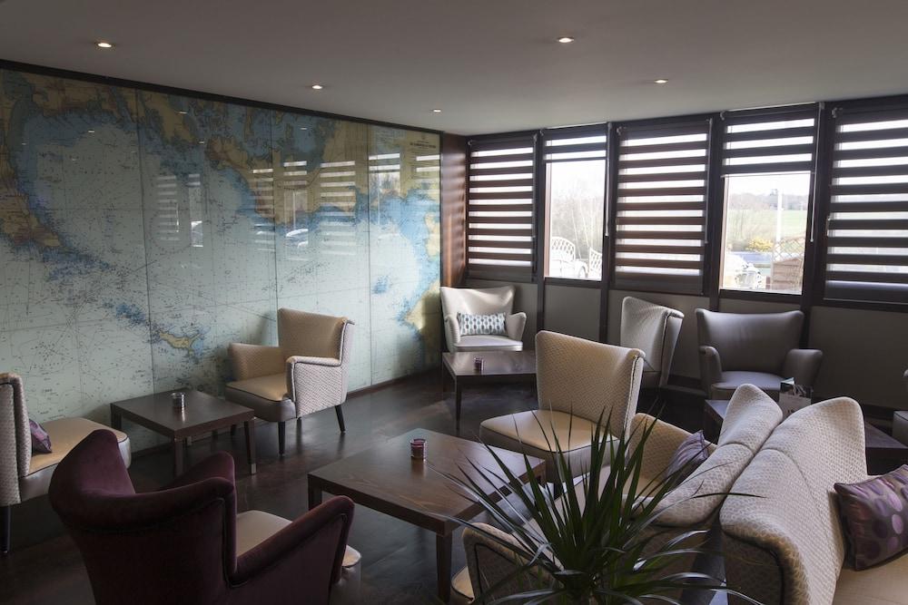 Hotel Mercure Rennes Cesson エクステリア 写真