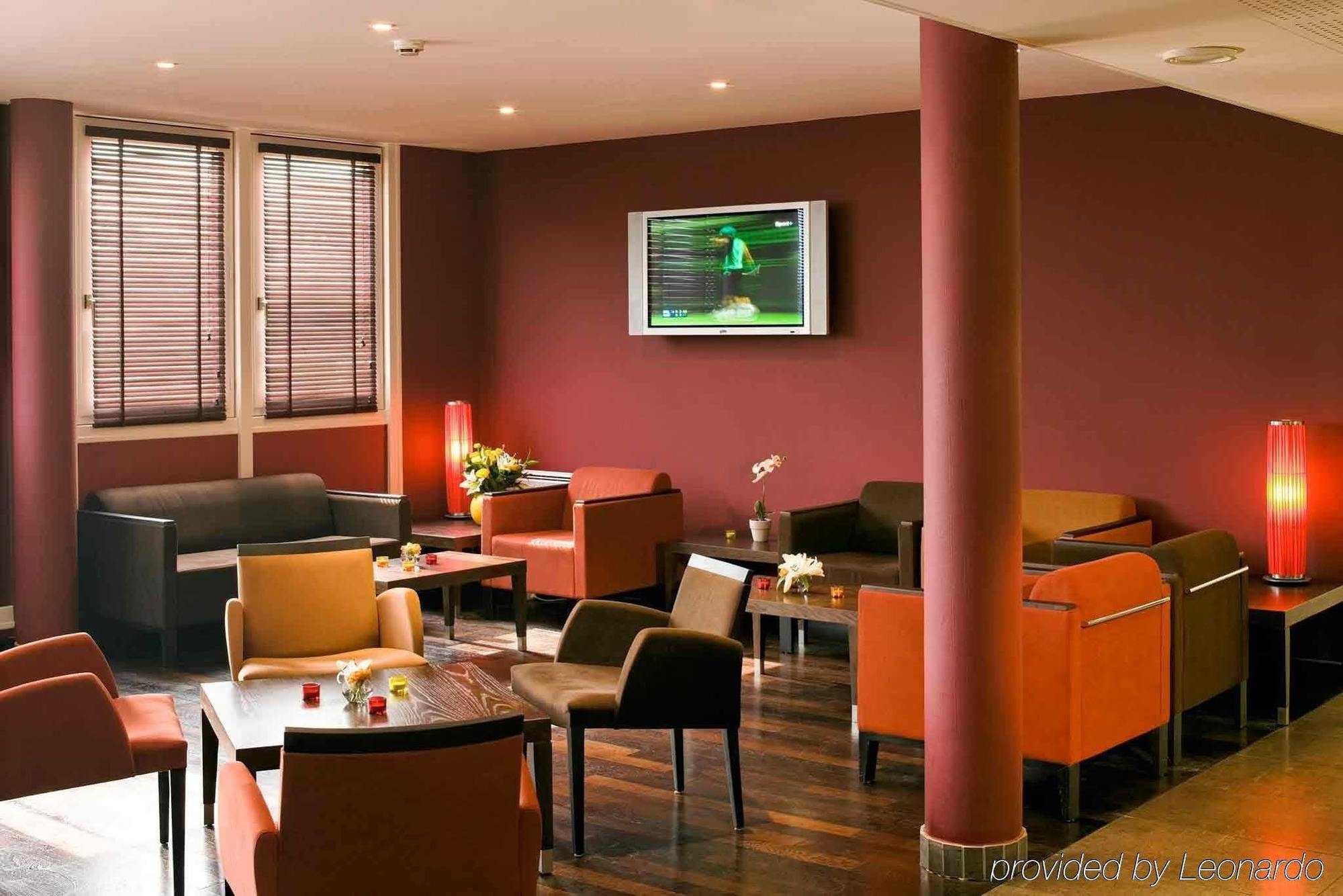 Hotel Mercure Rennes Cesson インテリア 写真