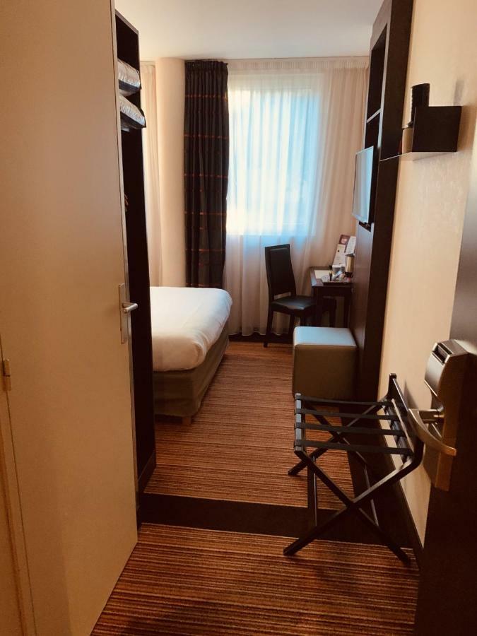 Hotel Mercure Rennes Cesson エクステリア 写真